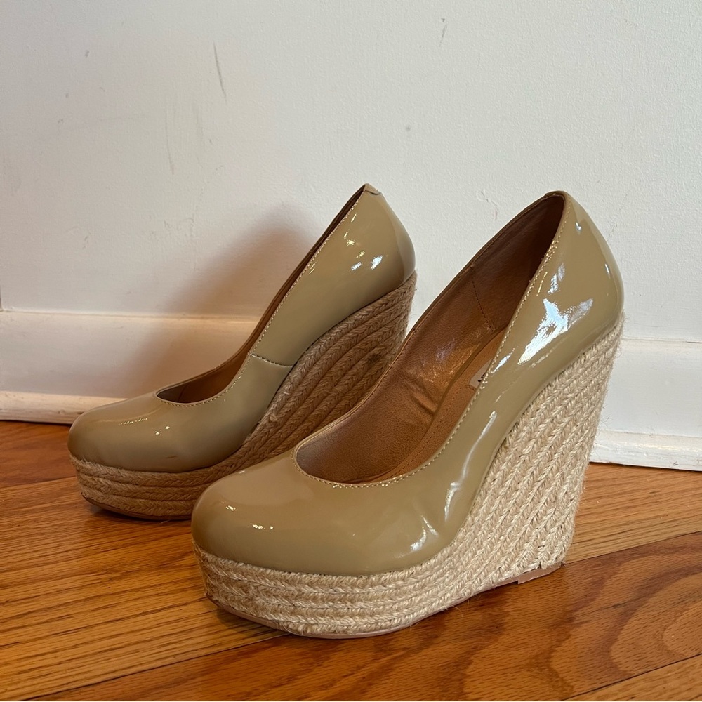 STEVE MADDEN Espadrille Nude Heels - Look Like New!